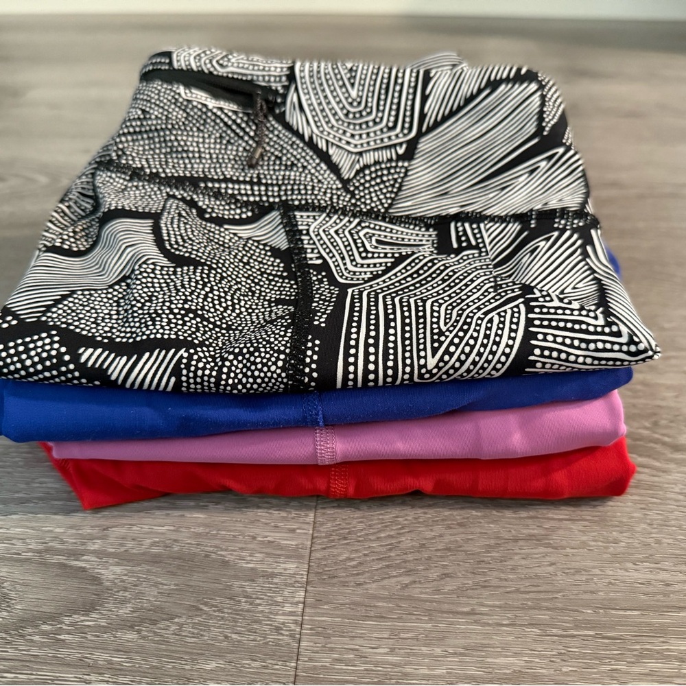 Bundle of 4- Size 8- Lululemon Pace Rival Crop Leggings